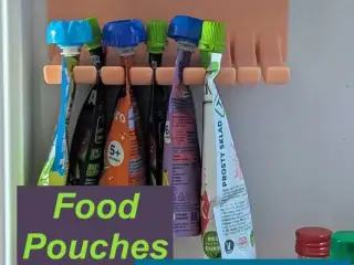 Food pouches holder for fridge