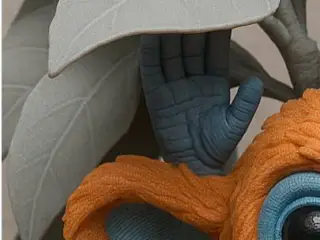 Hulk desk Display