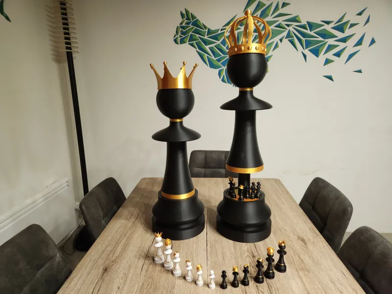 Large Chess Pawn with fashion accs. (Chess set box Version)
