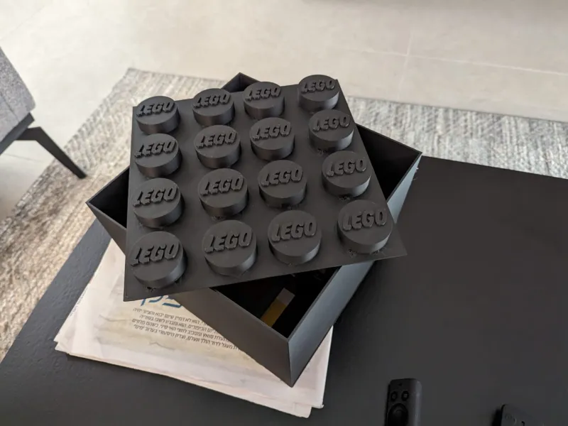 HUGO LEGO box #2 (230x230x150mm)
