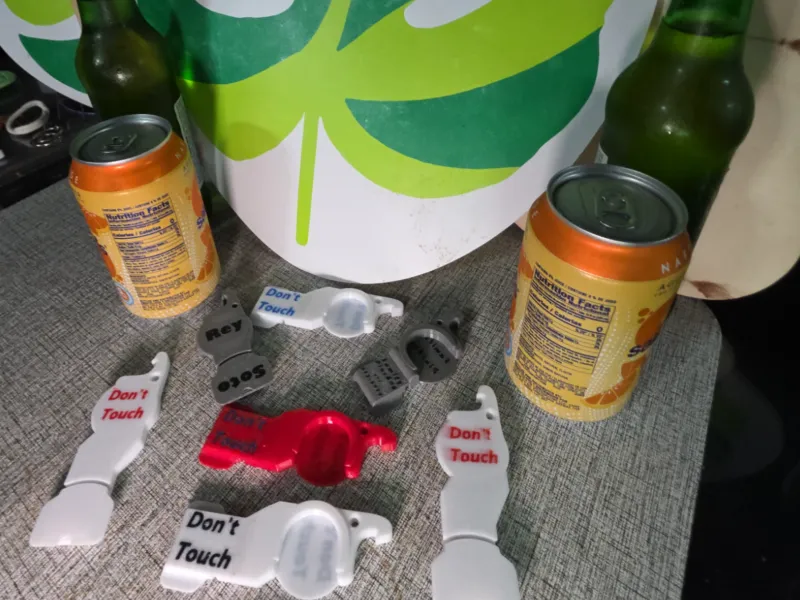 Porte-clés Ouvre-bouteille et Couvercle pour Canette
