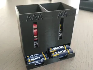 Battery dispenser