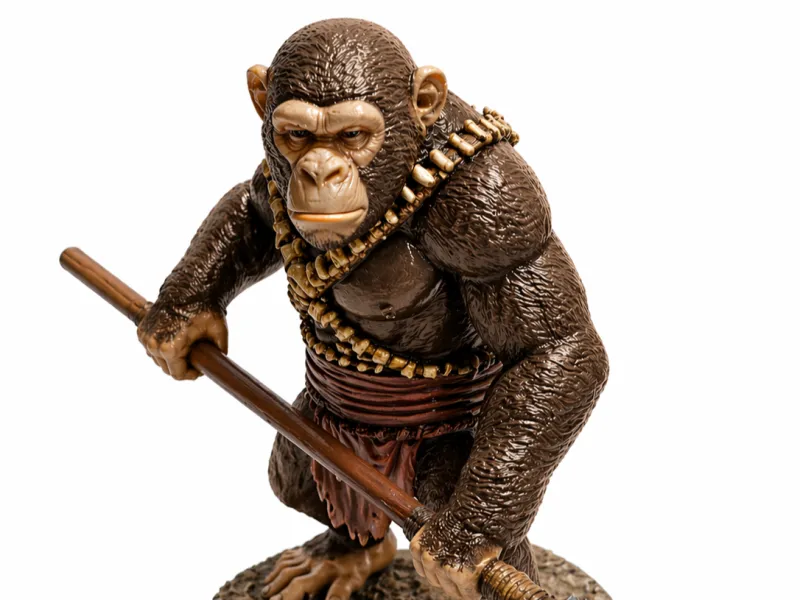gorilla armato di lancia