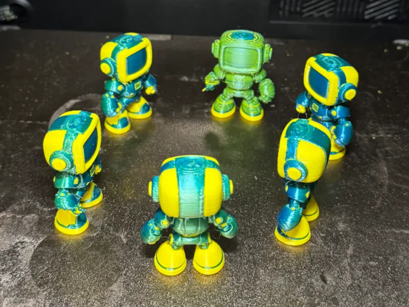 Prietenul robot de birou