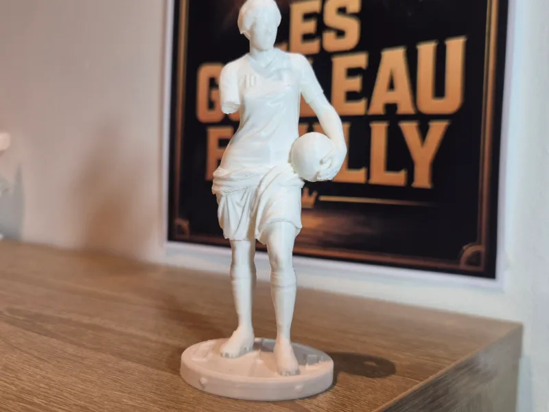 Sculpture venus de milo football