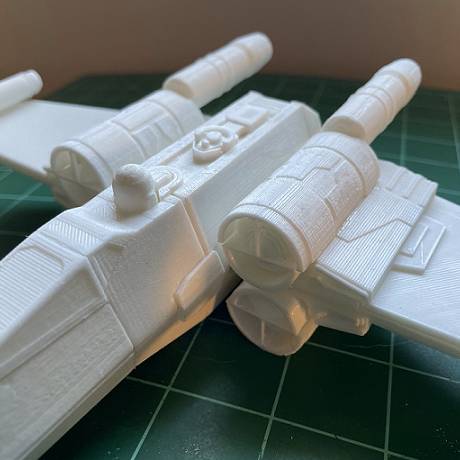 X-wing with foldable wings and R2-D2 button.