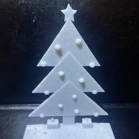 Albero di Natale con regali