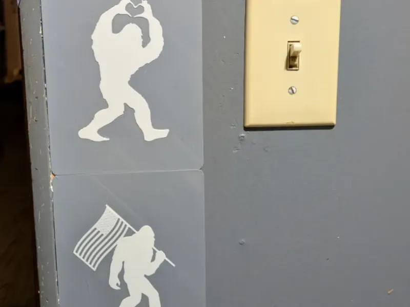 Bigfoot Wall Protector Tile Set