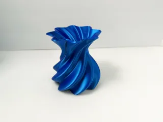 Smooth Spiral Vase