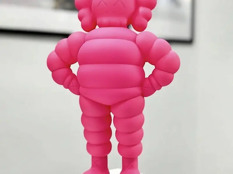Kaws Chum figure decor art
