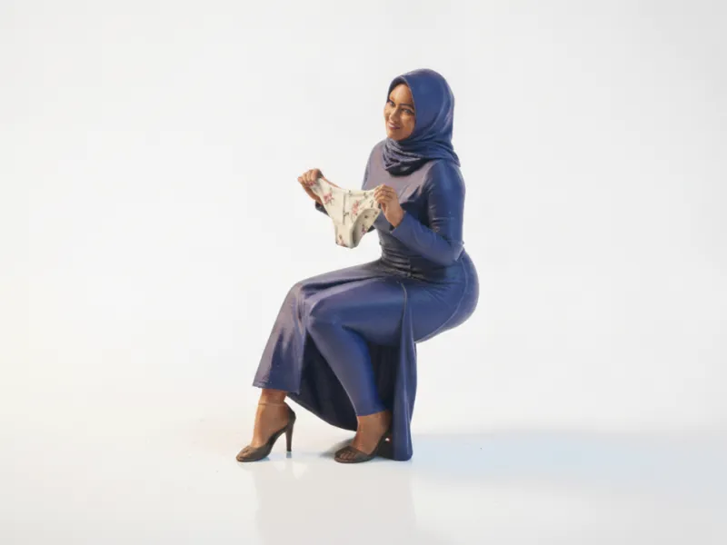 Hijabi Woman Figure Female Statue 3D Printable