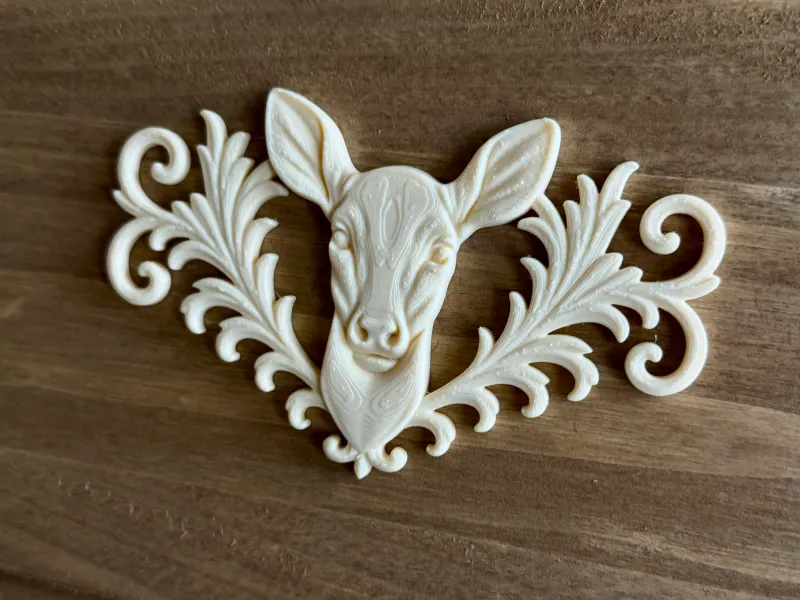 set di bassorilievi modello simbolo animale cervo