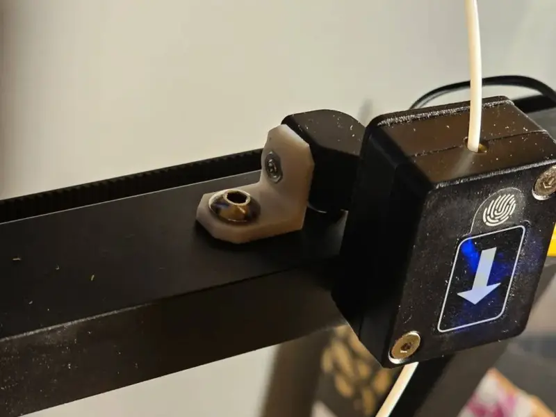 Filament sensor holder