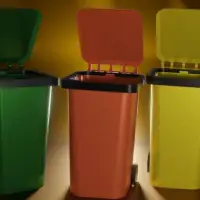 Desktop Trash Bin-1