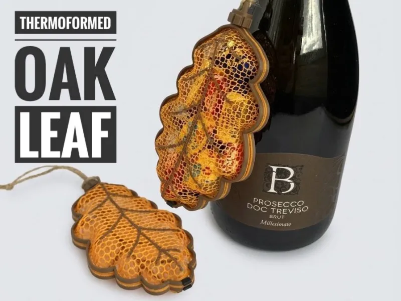 Thermoformed oak leaf - candy container