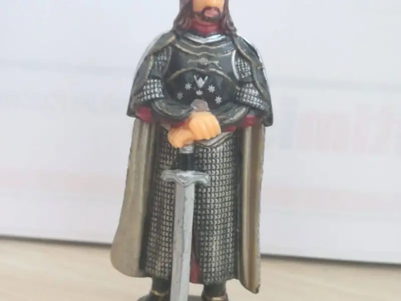 Aragorn Miniatures