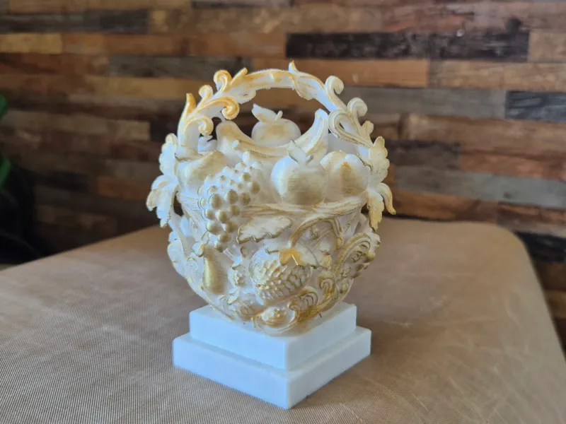 Sculpture corbeille fruits moderne