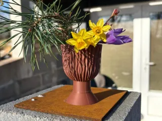 Textured design vase