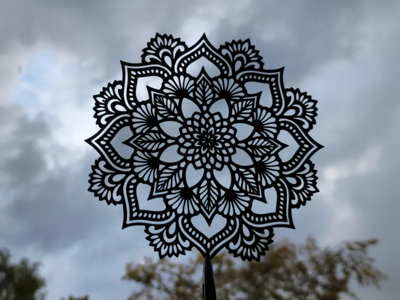 Arte de Parede Decorativa com Mandala Floral