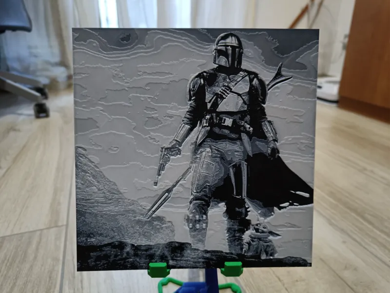 Impressão 3D em Preto e Branco do Mandaloriano de Star Wars
