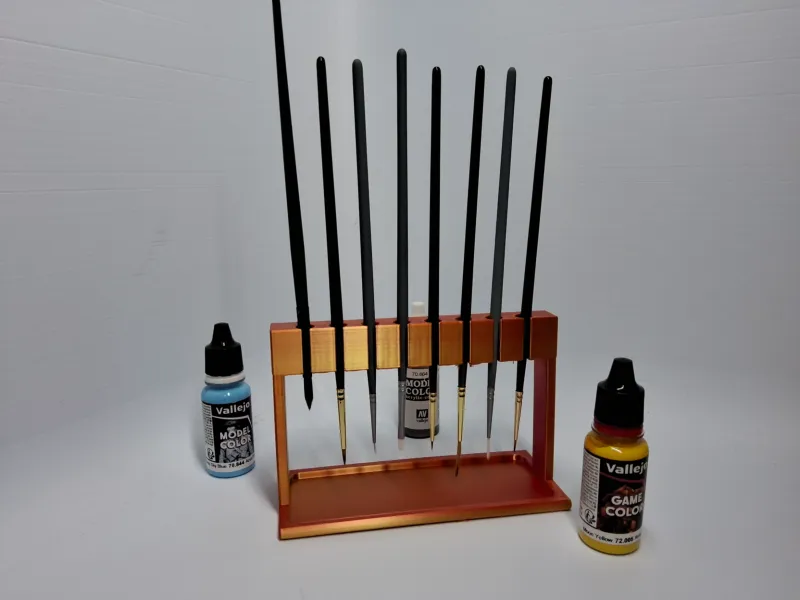 pincel holder desk