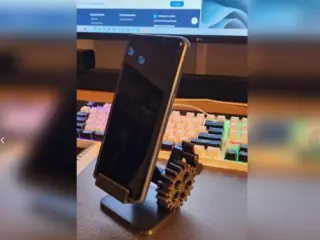 Adjustable Phone Holder