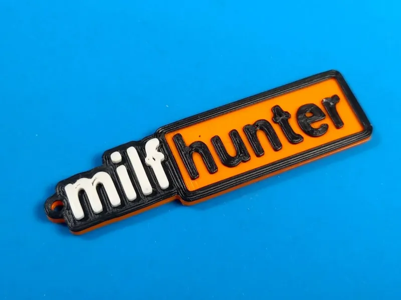 milfHUNTER keychain color