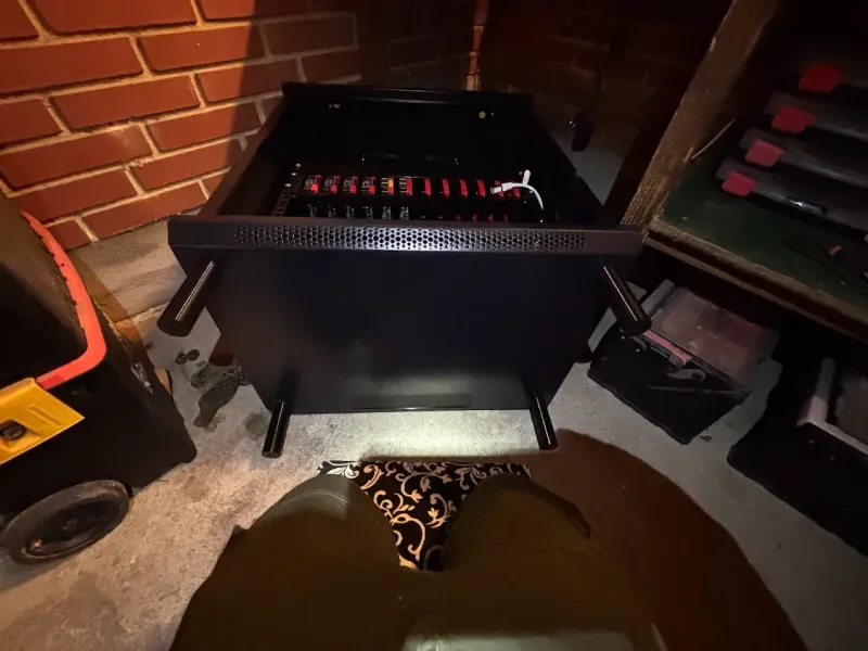 rack-cabinet-feet