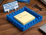 🟩 Minecraft-Style Voxel Sticky Note Tray (90mm) 🟩-0