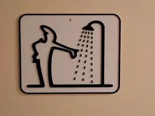 Shower sign La linea
