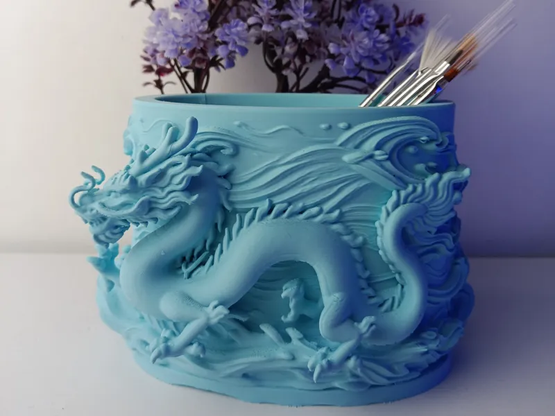Portapenne a forma di drago d'acqua