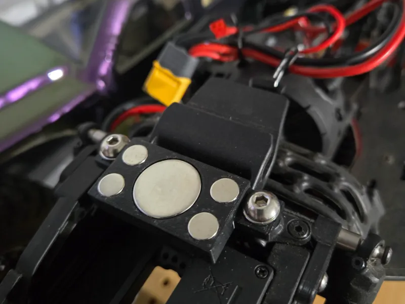 SCX10 Coyote Magnetic Body Mounts