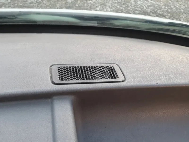 Volkswagen T4 VIN: 701819072