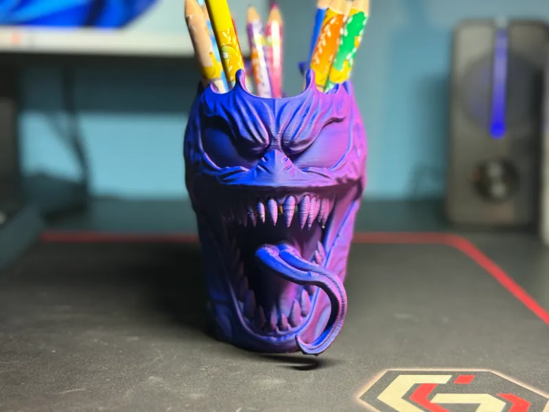 Venom - Pen Holder