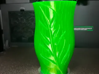 Leaf Vase/Kitchen Utensil Holder