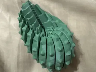 Twisty fidget ball