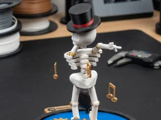 Free Model Mechanical Dancing Skeleton