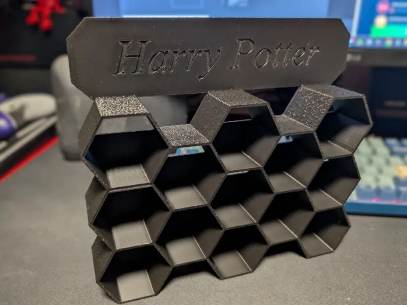 Harry Potter Kinder Joy Hexagonal Figurine Display Stand (Fa