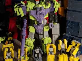 DevastaCHAD - Micromaster Combiner