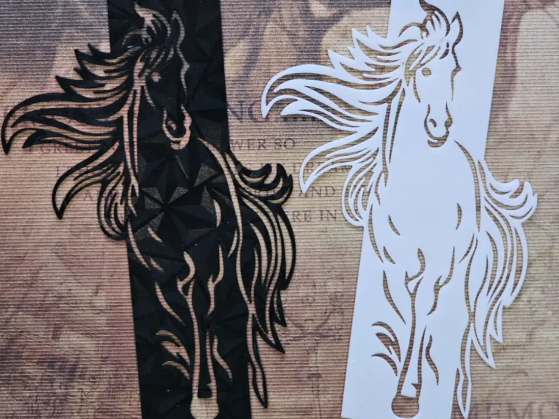 Signet en forme de cheval avec cadre rectangulaire