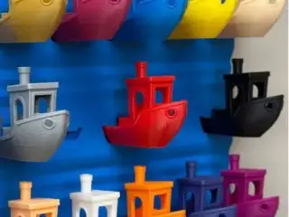 Benchy Wall Mount