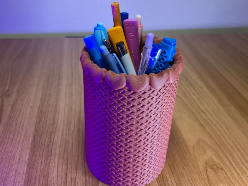 Heart Crochet Pen Organizer – Textured Desk Holder