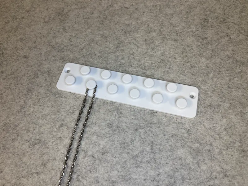 Necklace wall holder