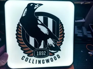 Collingwood Magpies bar/man cave light