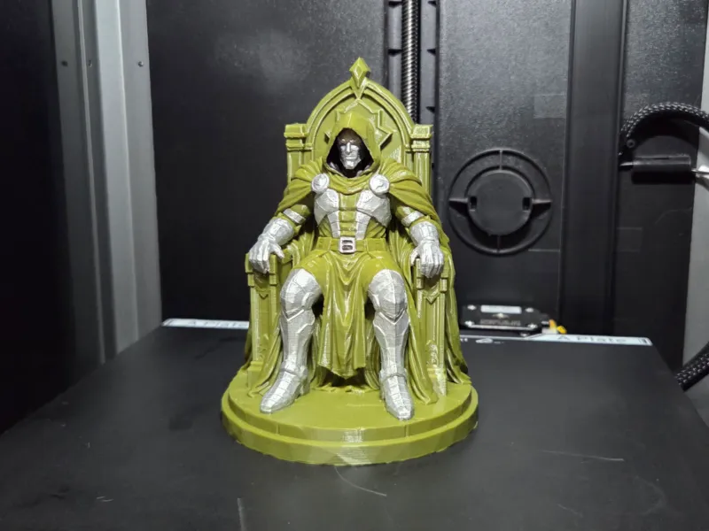 Doctor Doom_Throne