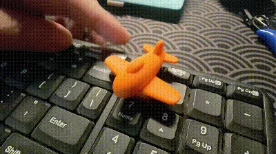 解压键帽小飞机