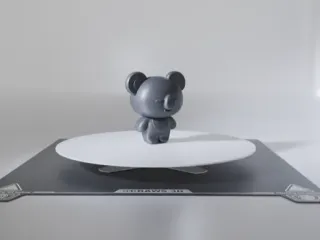 rotating display with platform for models and products