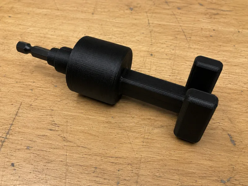 Ratchet strap winder for drill