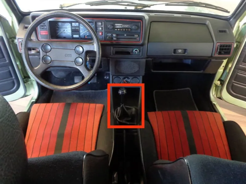 Console centrale avec porte-canettes pour Volkswagen Golf 1