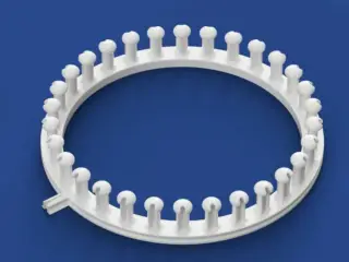 Small sewing loom